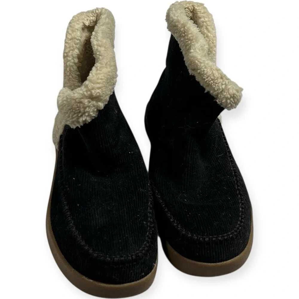 SANUK Womens Ankle‎ Boots Corduroy Size 6 Black Shearling Bootie Chilling Warm